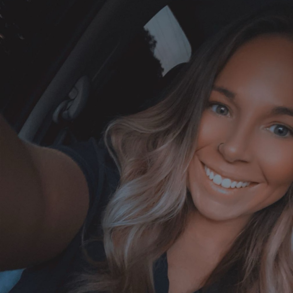 Meet your Posher, Carrie